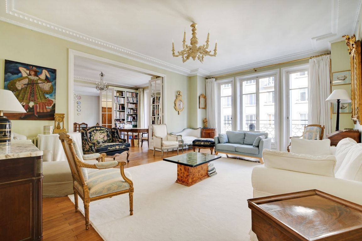 appartement 8 pièces en vente sur PARIS (75016)