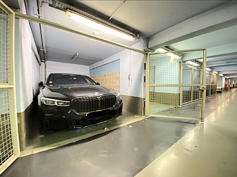 box en vente sur PARIS (75016)